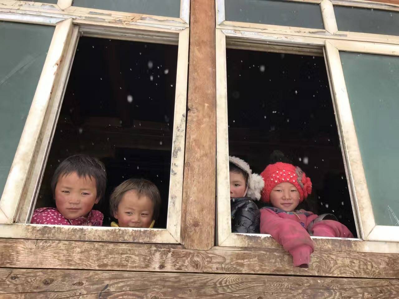 长春宇航建筑设计有限公司公益回顾丨家国同欢月同圆 温暖满载甘孜州(图9) 长春宇航建筑设计有限公司公益回顾丨家国同欢月同圆 温暖满载甘孜州(图9)