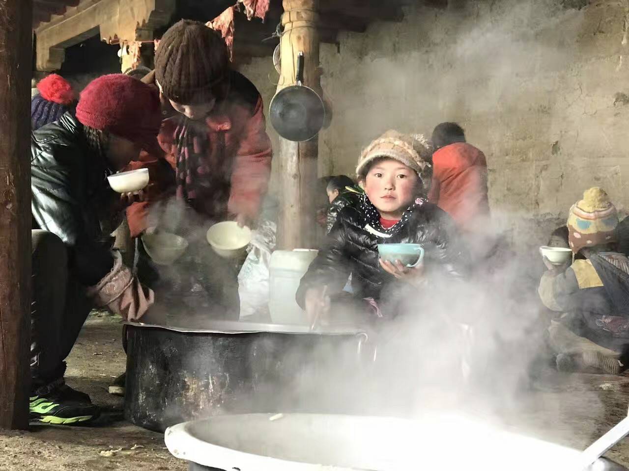 长春宇航建筑设计有限公司公益回顾丨家国同欢月同圆 温暖满载甘孜州(图10) 长春宇航建筑设计有限公司公益回顾丨家国同欢月同圆 温暖满载甘孜州(图10)